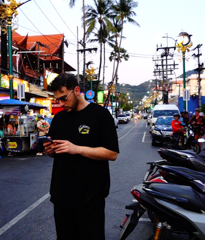 FAM Phuket Nights - Black