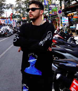 FAM Faceless Long Sleeve